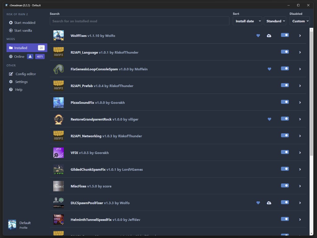 R2ModMan installed mods shelf with enable toggles and update badges
